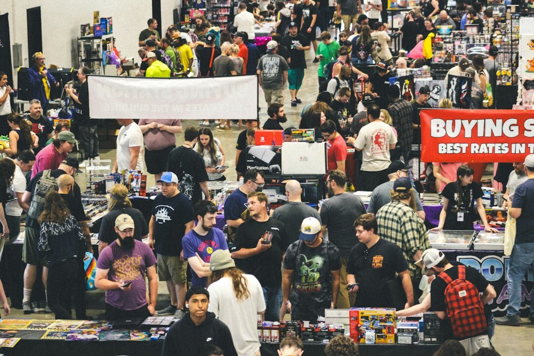 fans at convention